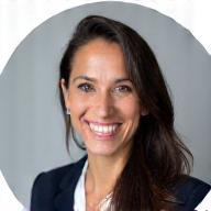 Headshot of Ana Clara Lima