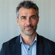 Headshot of Paulo Gomes